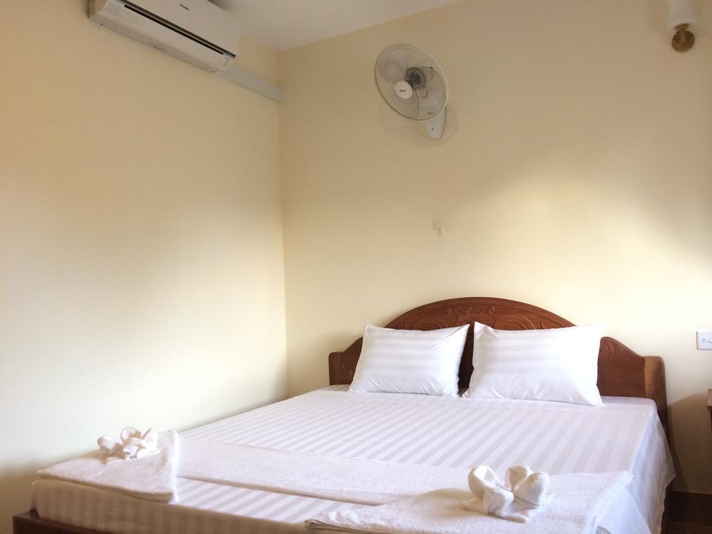 The Moonflower Bungalow Sihanoukville Exterior foto