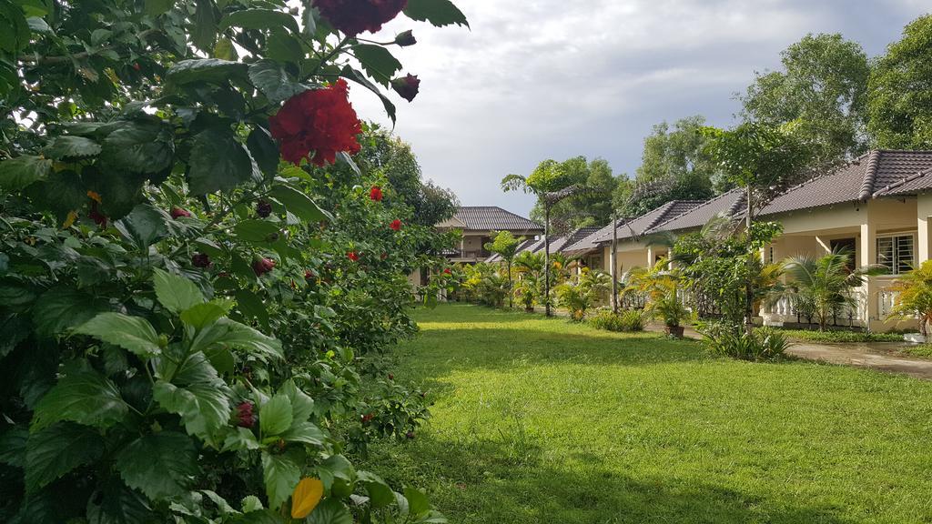 The Moonflower Bungalow Sihanoukville Exterior foto